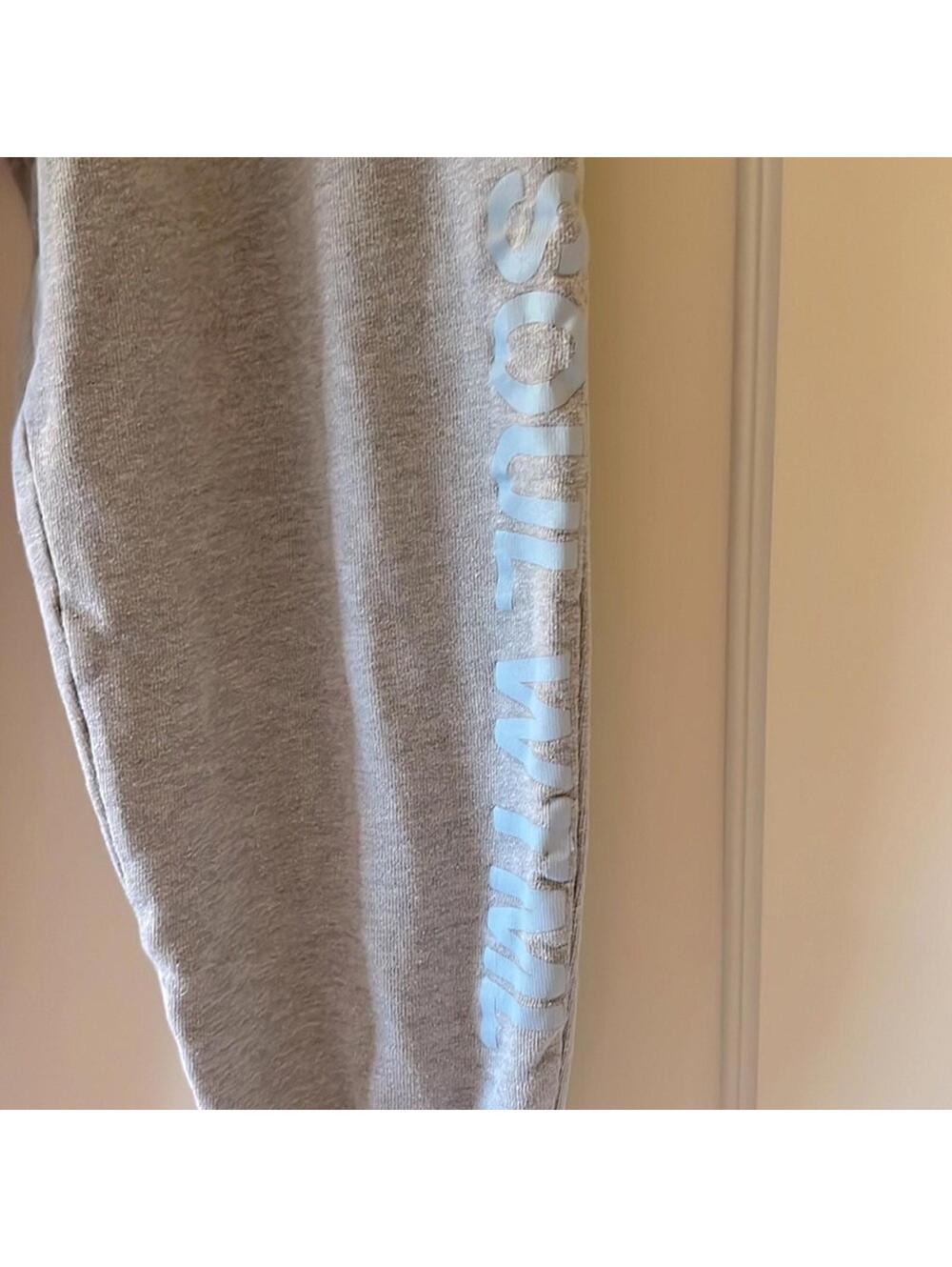 Soul Cycle gray joggers w SOUL WTML appliqué on side of leg M - Picture 3 of 10